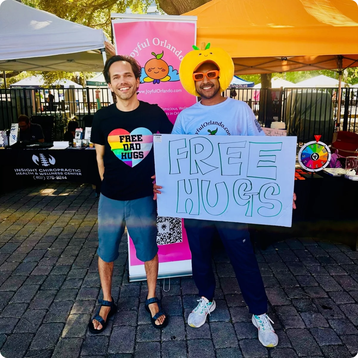 Free Hugs